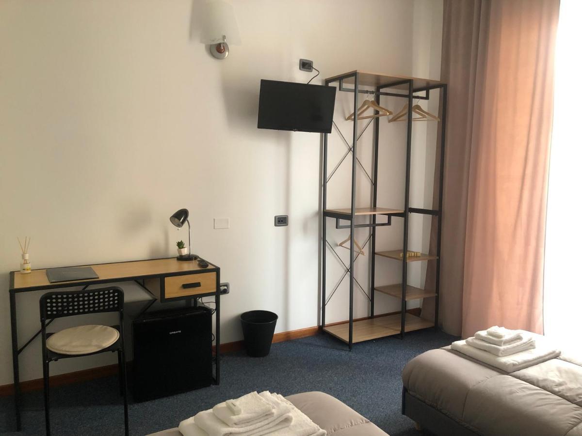Hotel Domus Cerreto dʼEsi エクステリア 写真